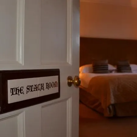 Waterford Castle & Golf 4* Ballinakill (Galway)