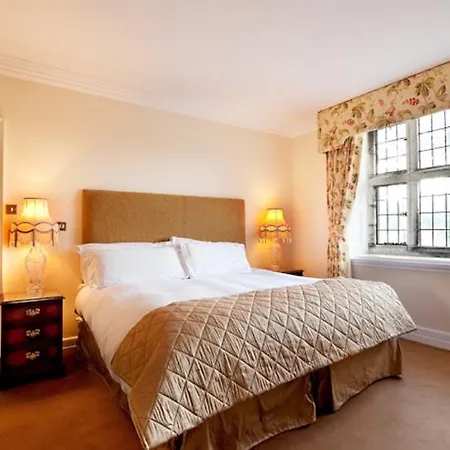 Rezort Waterford Castle & Golf