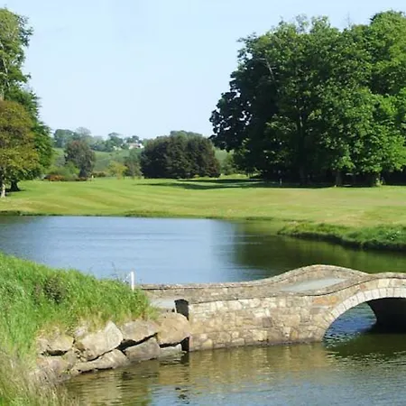 Waterford Castle & Golf 4* Ballinakill (Galway)