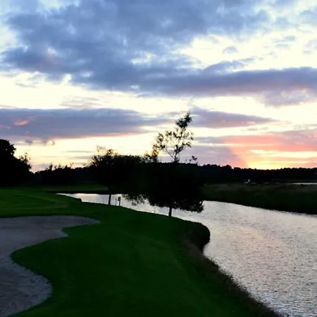 Waterford Castle & Golf אתר נופש Ballinakill (Galway)