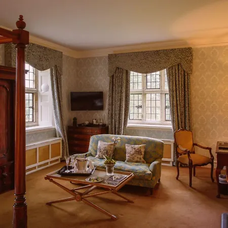 Rezort Waterford Castle & Golf 4*