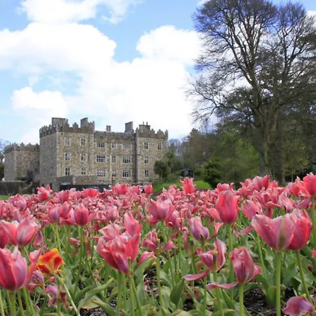 Resort Waterford Castle & Golf